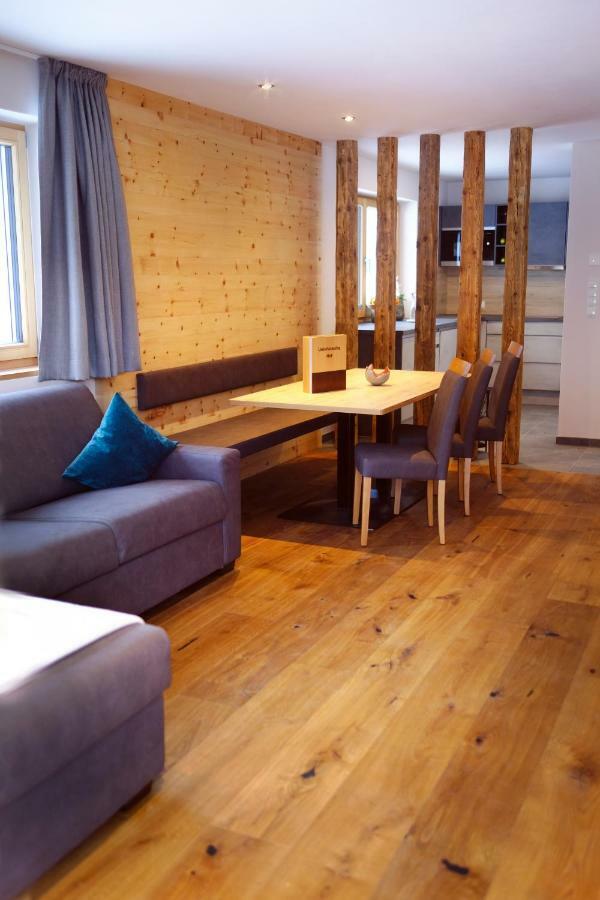 Unterlutaschg-Chalet Appartement Am Hof Slingia Exterior photo